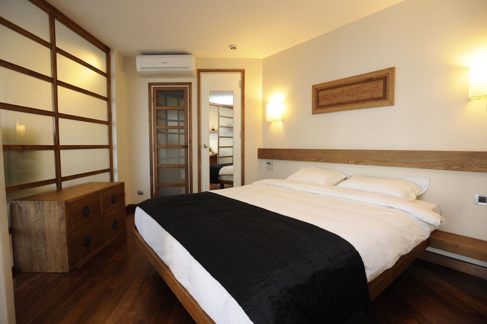 Taxim Suites Residences Istanbul Exterior photo