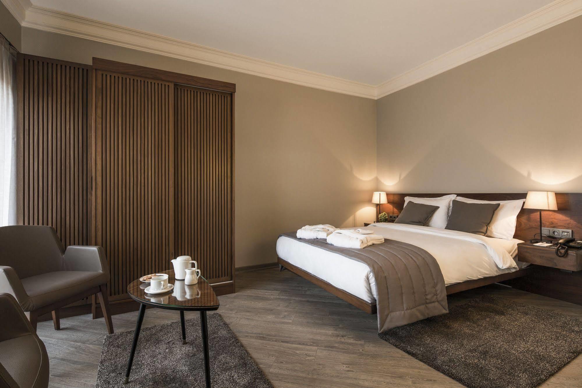 Taxim Suites Residences Istanbul Exterior photo